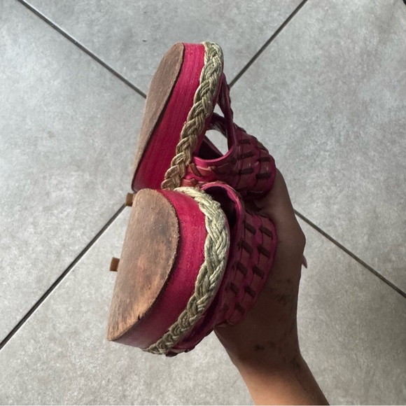 Cole Haan Pink Strappy Heels - size 8 - Picture 8 of 8